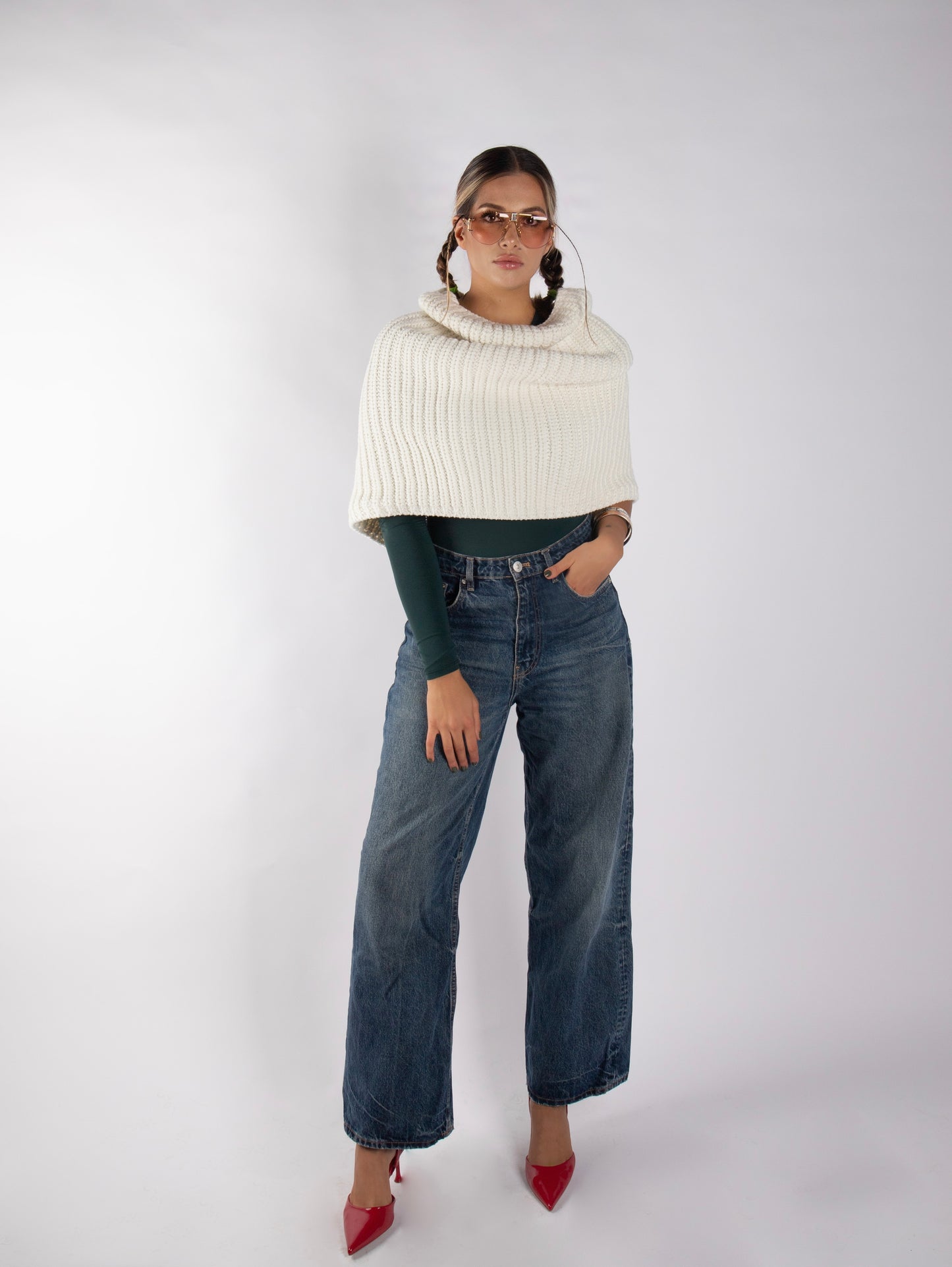 SCULPTURAL DRAPE KNIT CAPELET