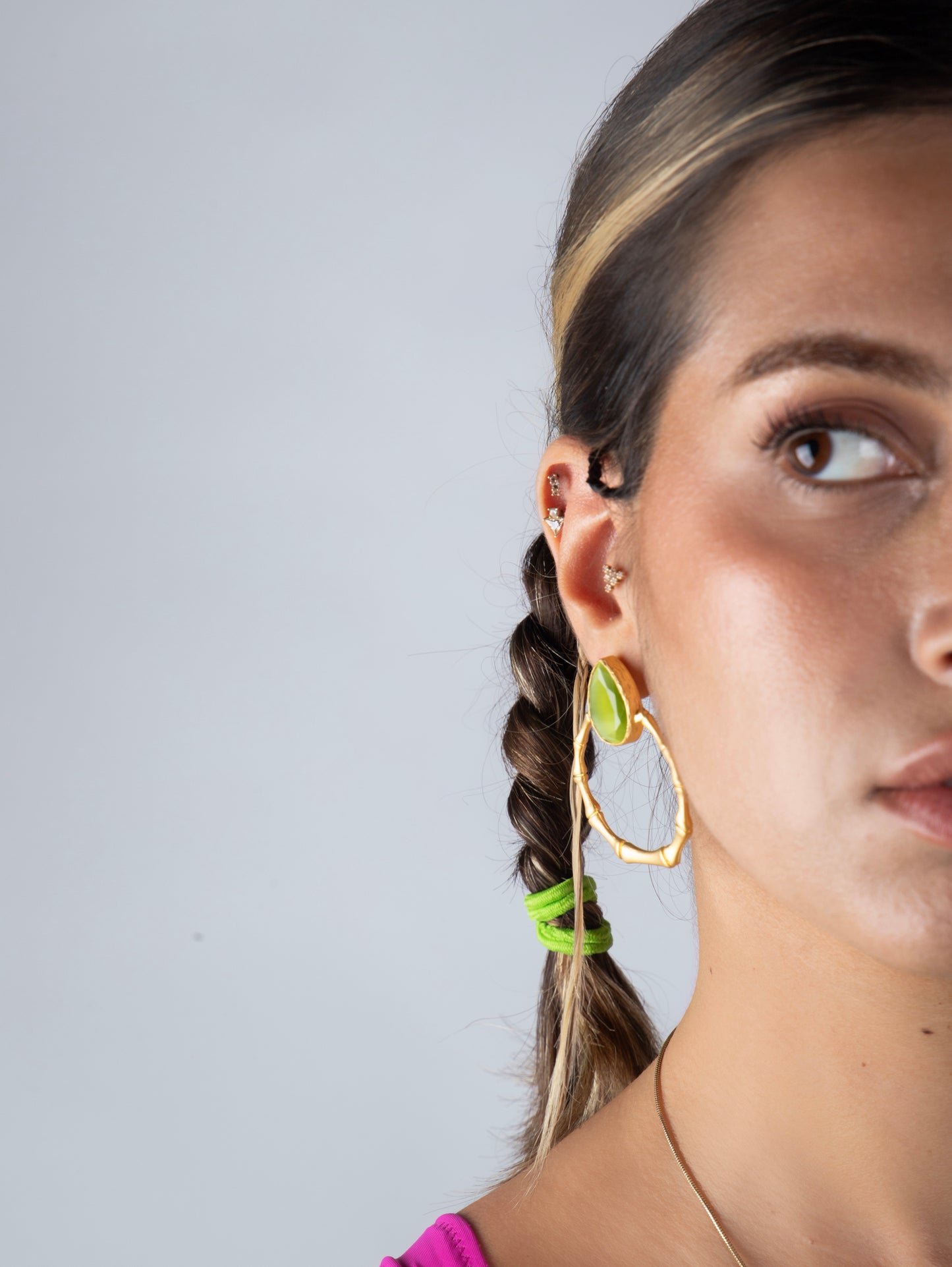 YEŞİL YEŞİM HALKA KÜPELER