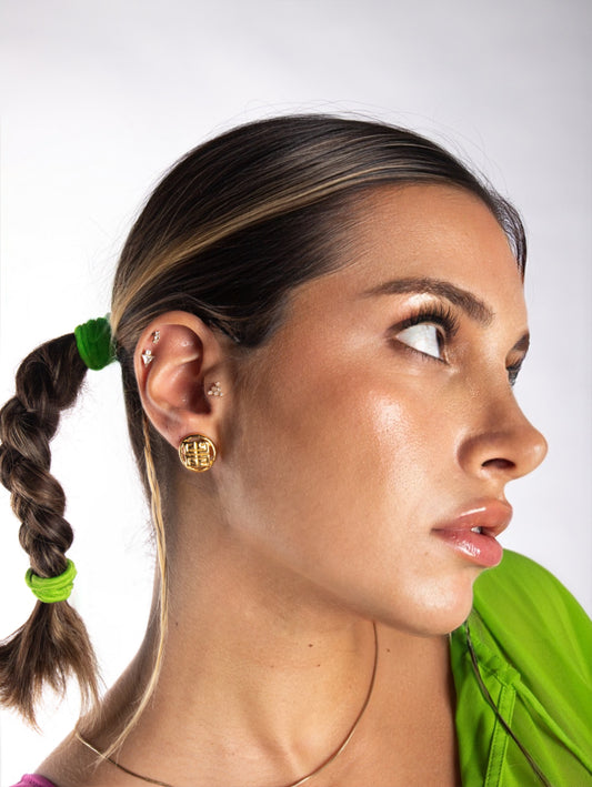 GIVENCHY VINTAGE ALTIN MONOGRAM KLİPSLİ KÜPELER