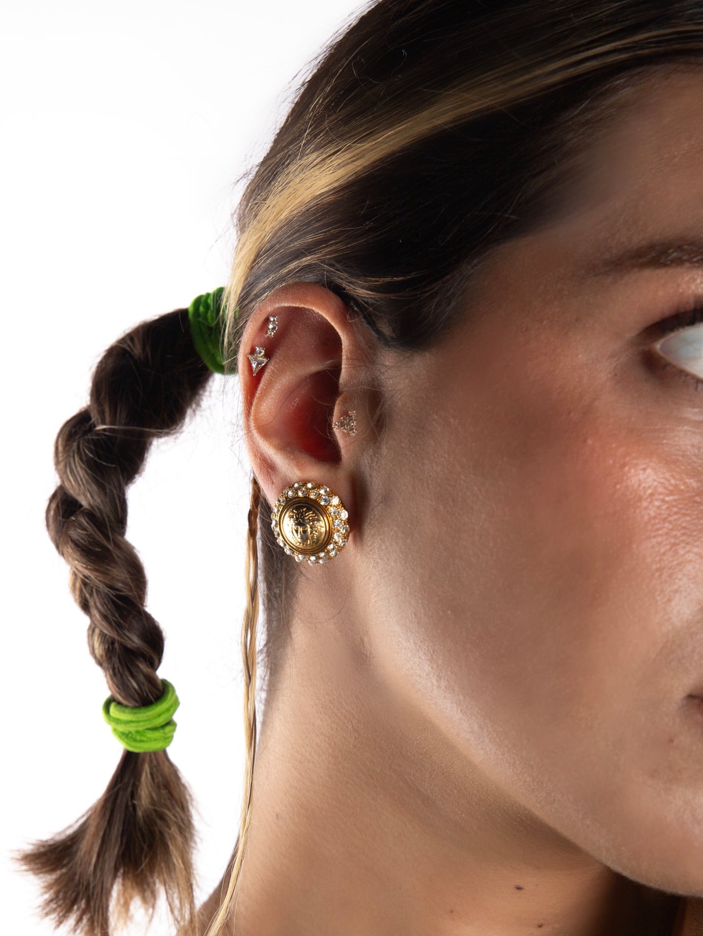 GIANNI VERSACE VINTAGE MEDUSA KRİSTAL KLİPSLİ KÜPELER