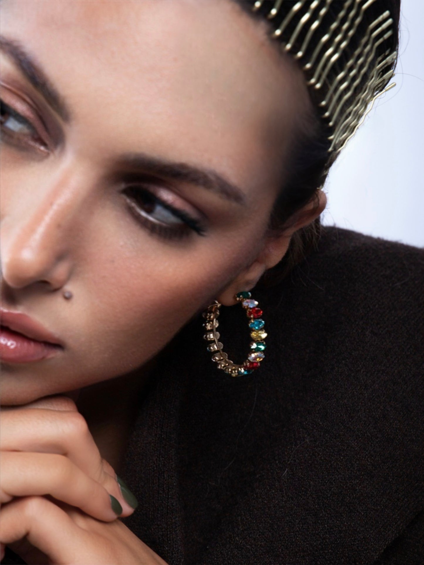 GÖKKUŞAĞI KRISTAL HALKA KÜPELER