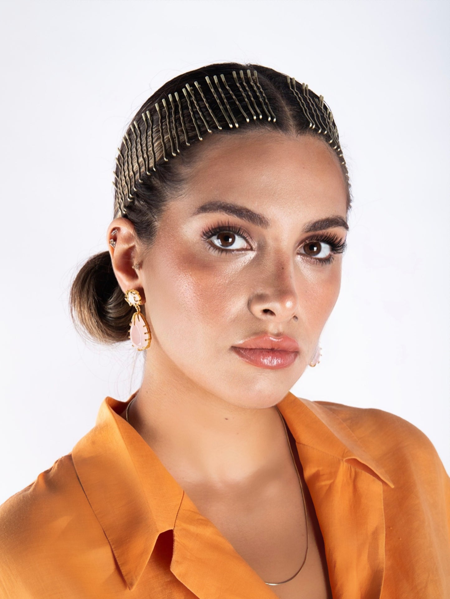 GÜL KUVARS DAMLA KÜPELER